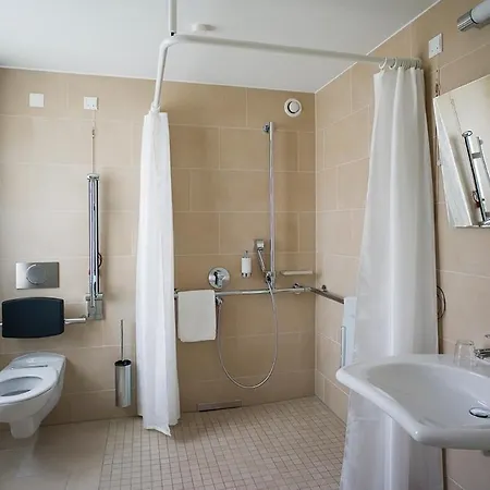 Burkardushaus, Tagungszentrum Am Dom Otel 3*
