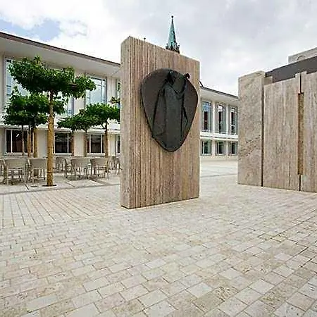 Burkardushaus, Tagungszentrum Am Dom מלון וירצבורג