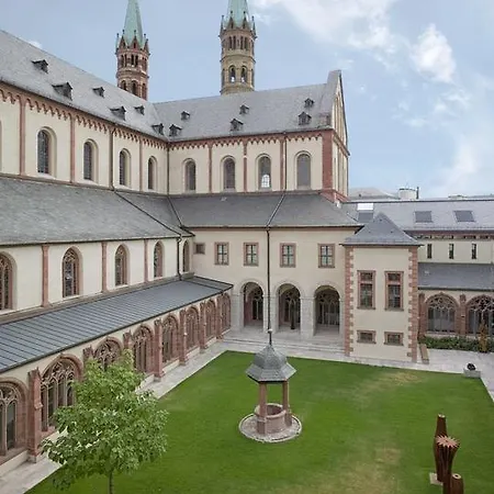 Burkardushaus, Tagungszentrum Am Dom Hotel 3*